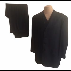 MENZ 3-Piece Plaid Black and Silver Suit